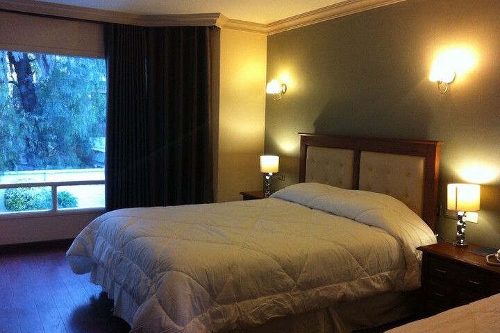 Room 7 of 33