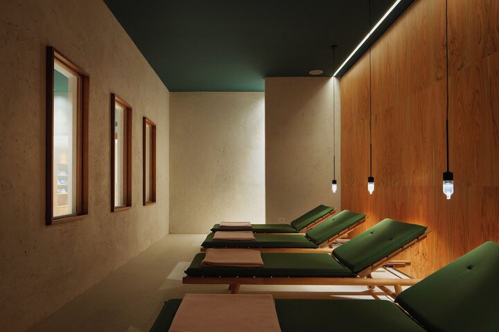 Spa 40 of 71