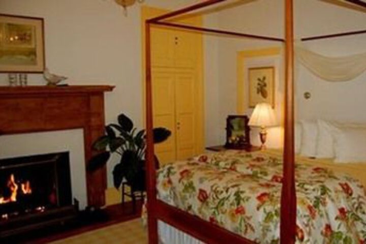 Room 43 of 94