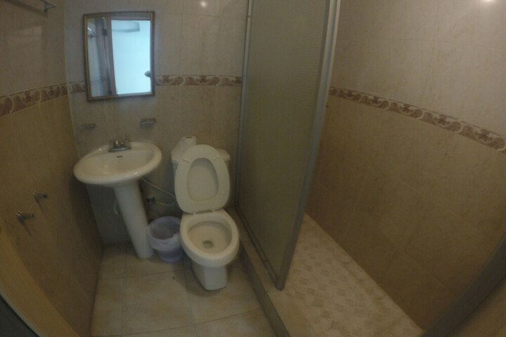 Room 18 of 27