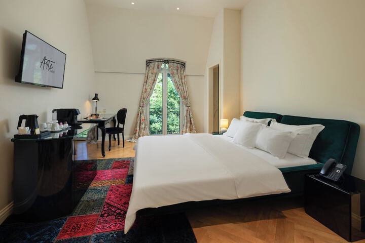 Room 20 of 47
