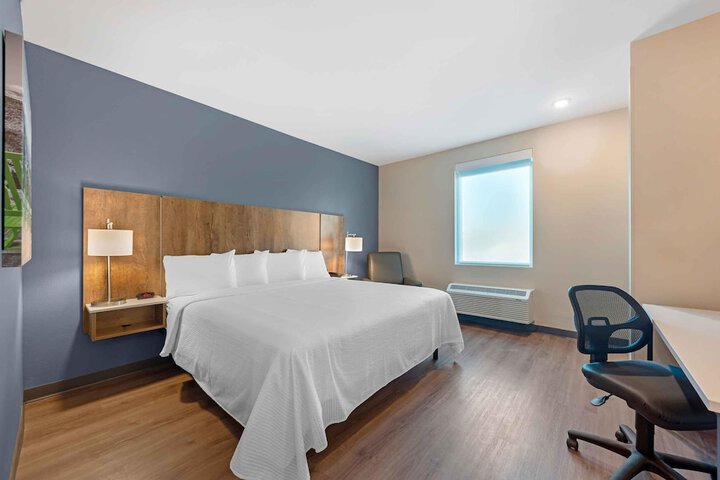 Room 18 of 63
