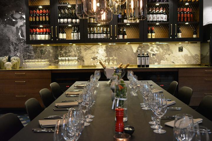 Dining 64 of 92