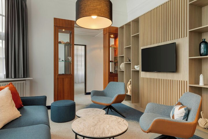 Room 21 of 57