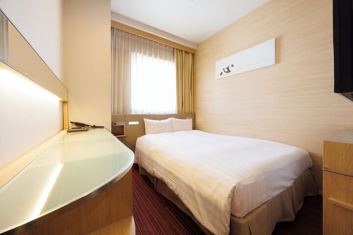 Room 18 of 29