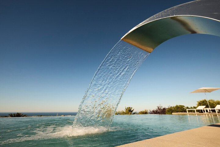Pool 279 of 301