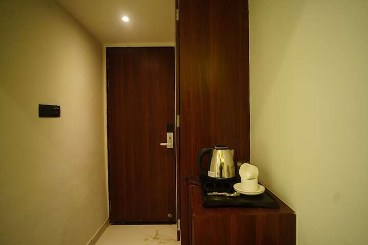 Room 22 of 111