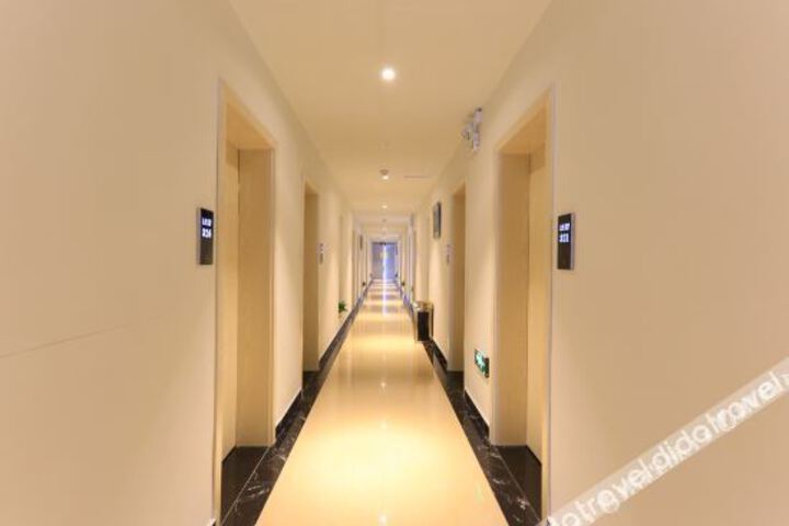 Hotel Interior 9 of 10
