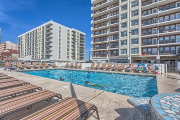 Pool 22 of 35