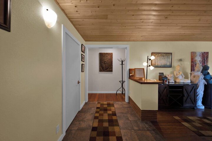 Hotel Interior 3 of 172