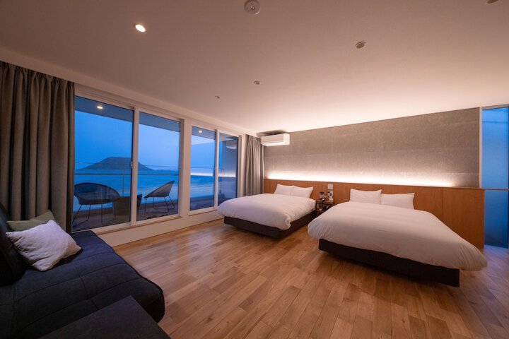 Room 9 of 46