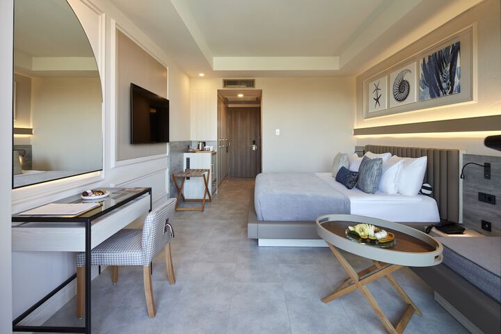 Room 21 of 170