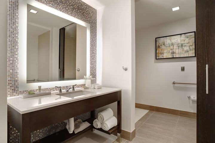 Bathroom shower