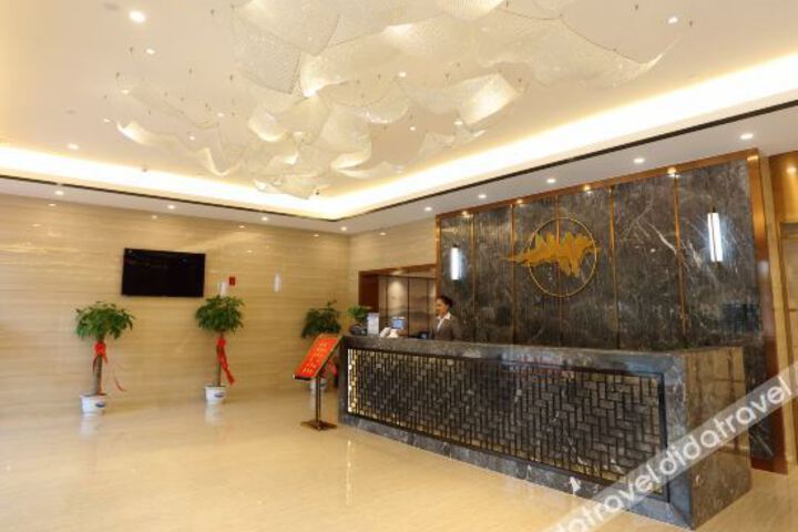 Hotel Interior 14 of 35