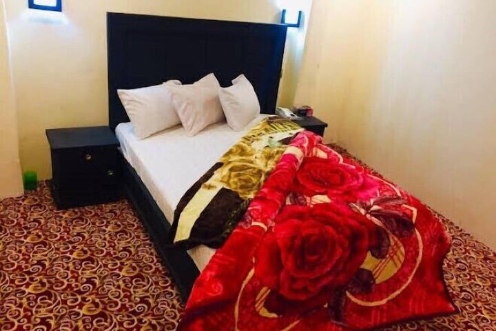 Room 12 of 15