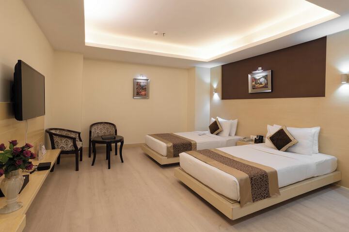 Room 10 of 67