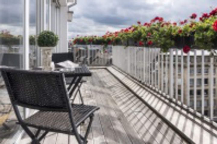 Terrace/Patio 210 of 300
