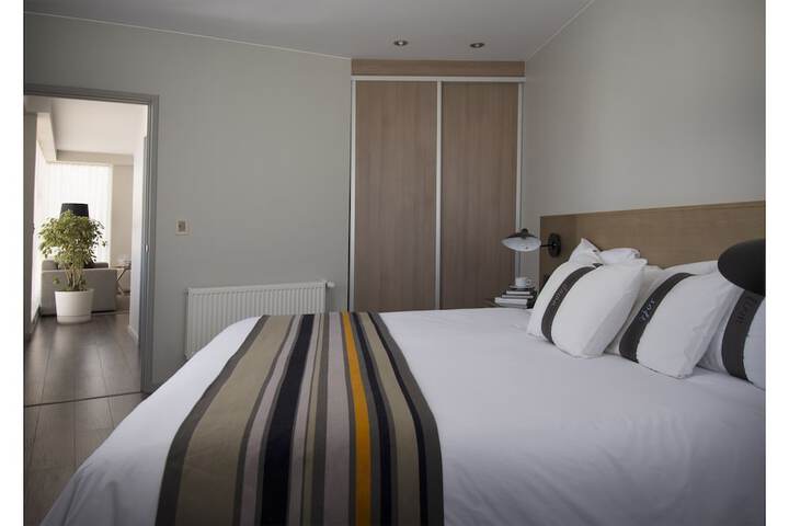 Room 11 of 47