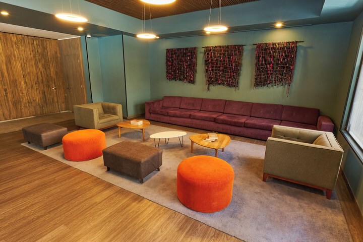 Hotel Interior 6 of 40