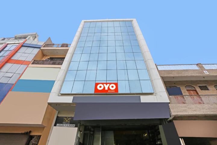 Hotel O Star Inn