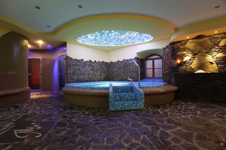 Relaxing Spa