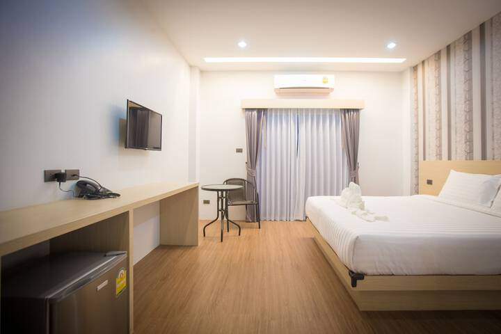 Room 51 of 83