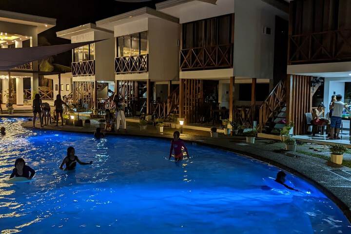Pool 16 of 41