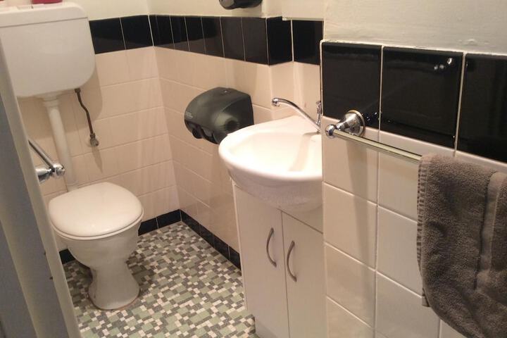 Room 20 of 32