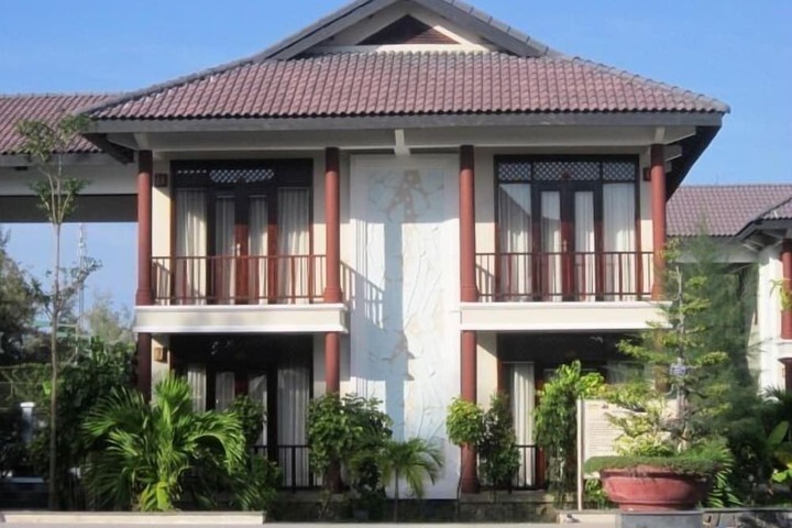 Hotel 44 of 45