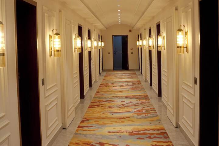 Room 14 of 20