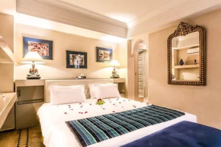 Room 20 of 65