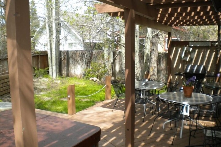 Terrace/Patio 12 of 14