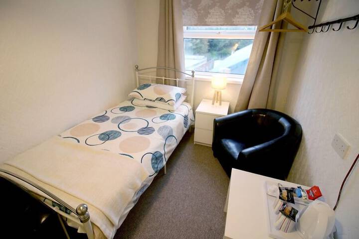 Room 22 of 52