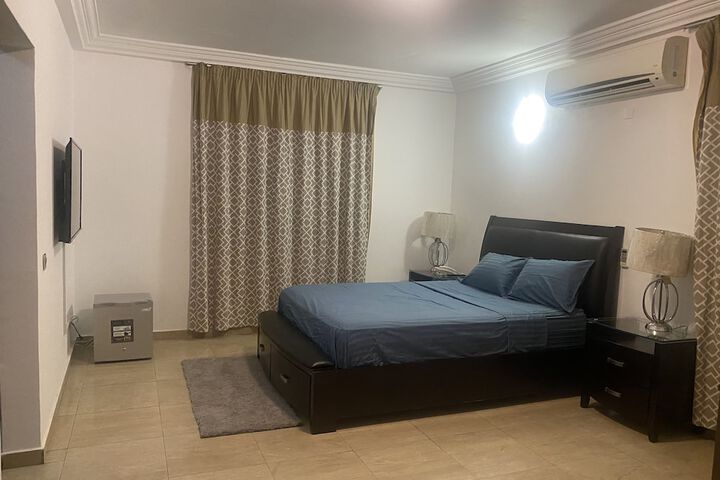 Room 11 of 52