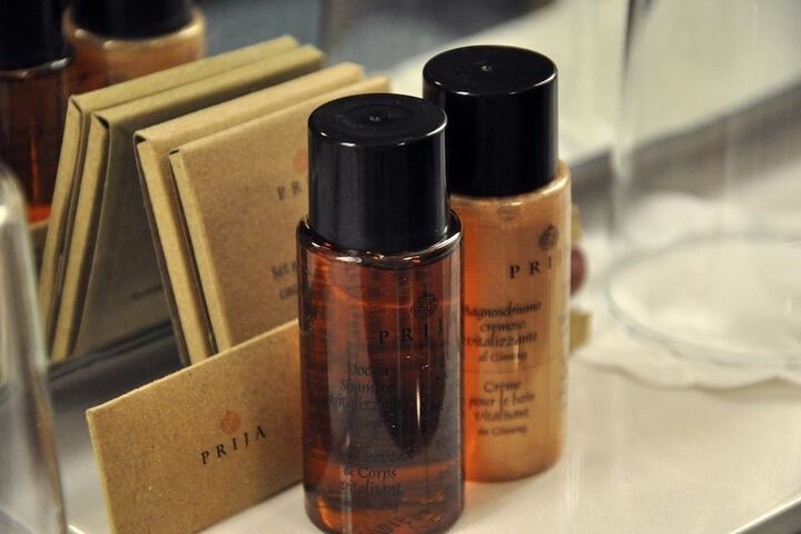 Room amenity