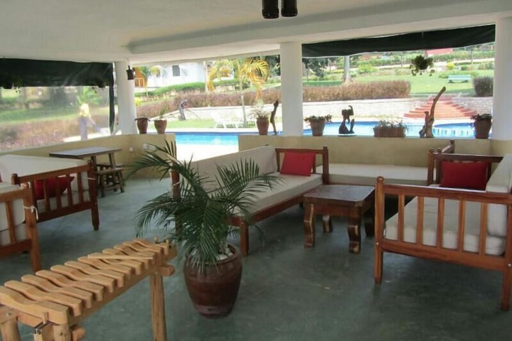 Terrace/Patio 11 of 16