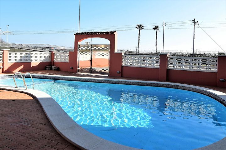 HomeHolidaysRentals  Maritim V in Pineda de Mar