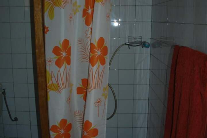 Room 16 of 35