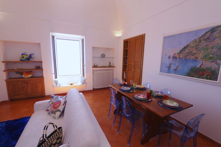Room 44 of 83