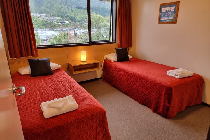 Room 15 of 43