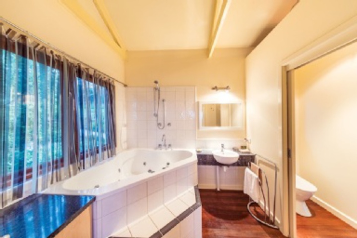 Room 275 of 540