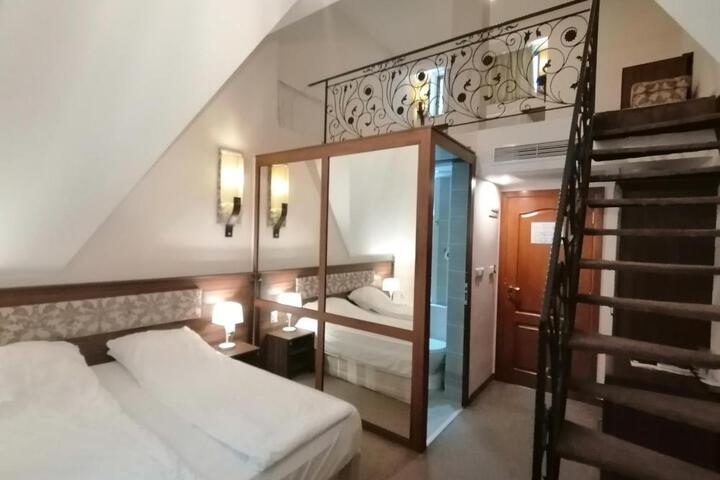 General 53 of 81
