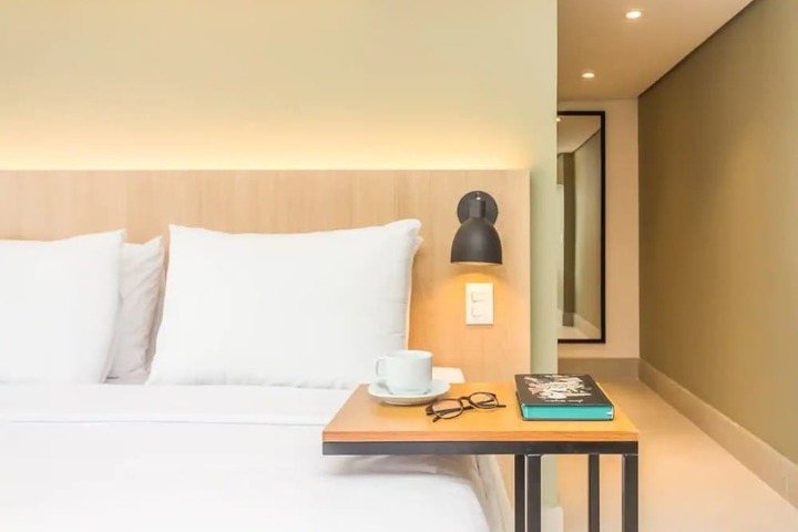 Room 30 of 156