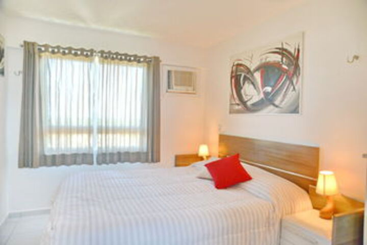Room 7 of 41
