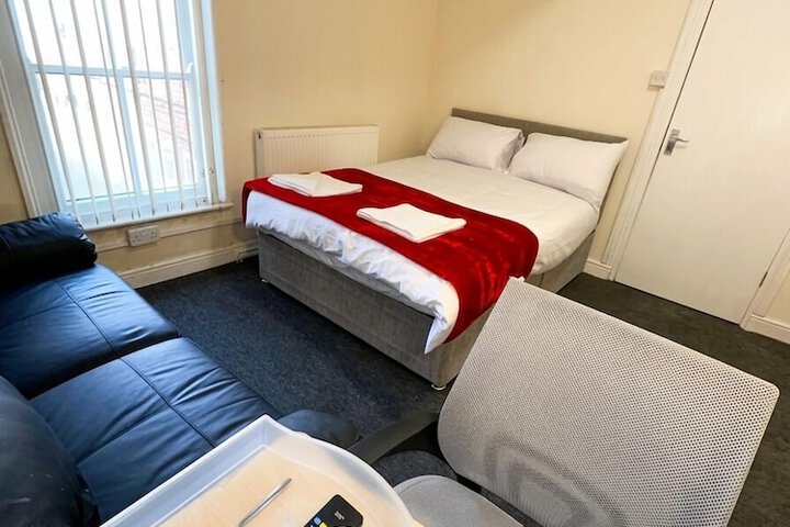 Room 14 of 25