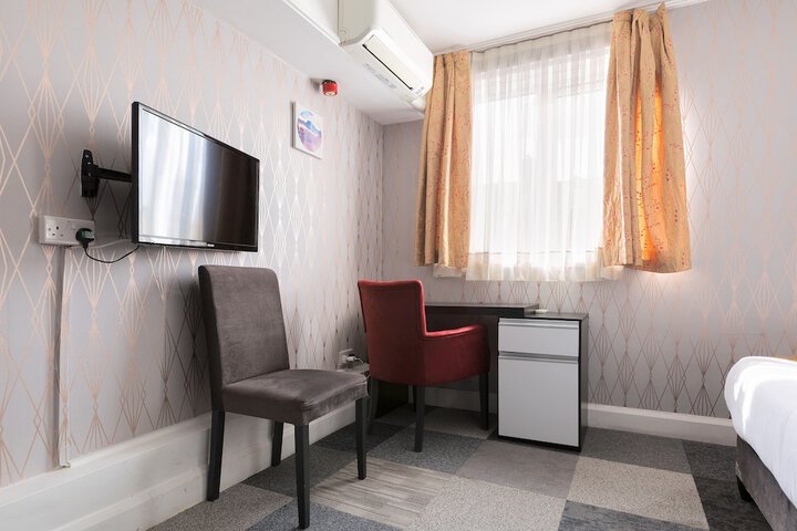 Room 37 of 113