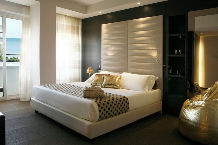 Room 31 of 62