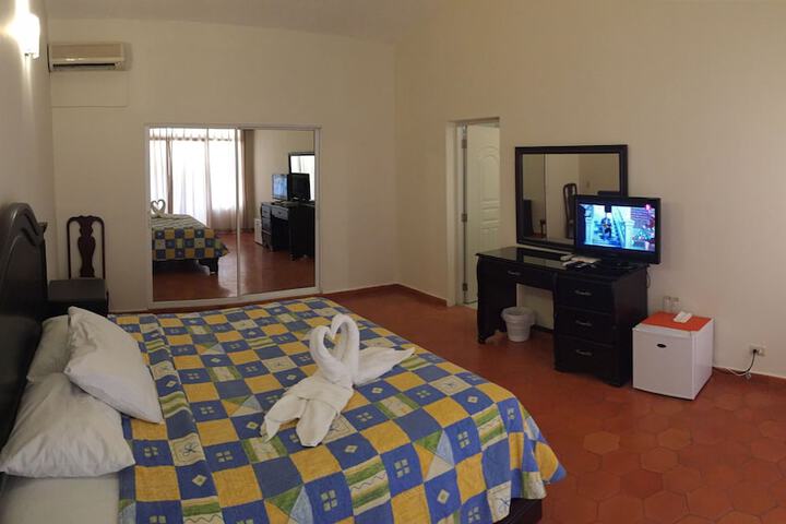 Room 2 of 50
