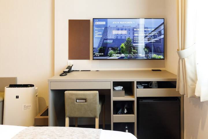 Room 17 of 48