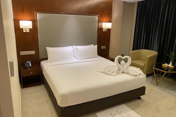 Room 9 of 41